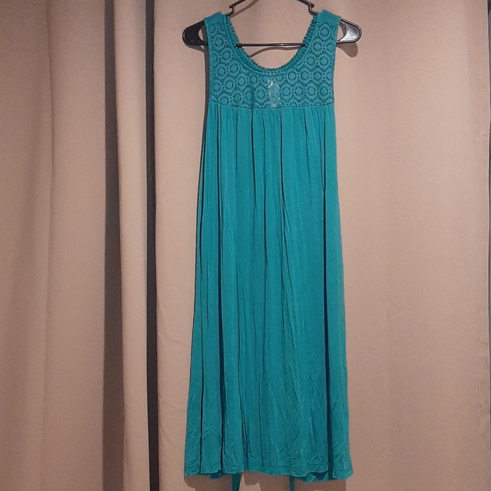❤ 🛍 4/$20 Signature Collection Dress - Picture 3 of 4